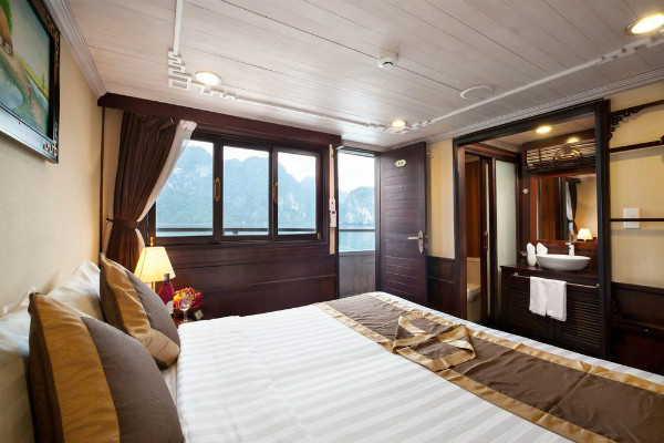Deluxe Cabin